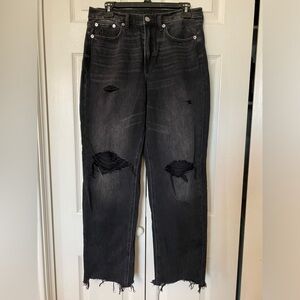 American Eagle High Rise Baggy Strigid Straight 4 Short.